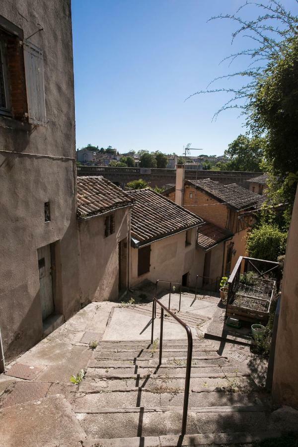 Zenao Appart'hôtel Albi Esterno foto